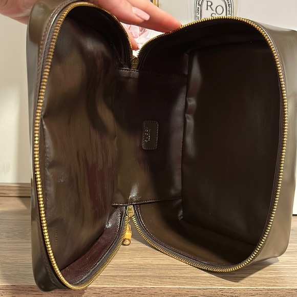 🤎Gucci Patent Leather Vanity Bag 🤎 - Picture 12 of 17